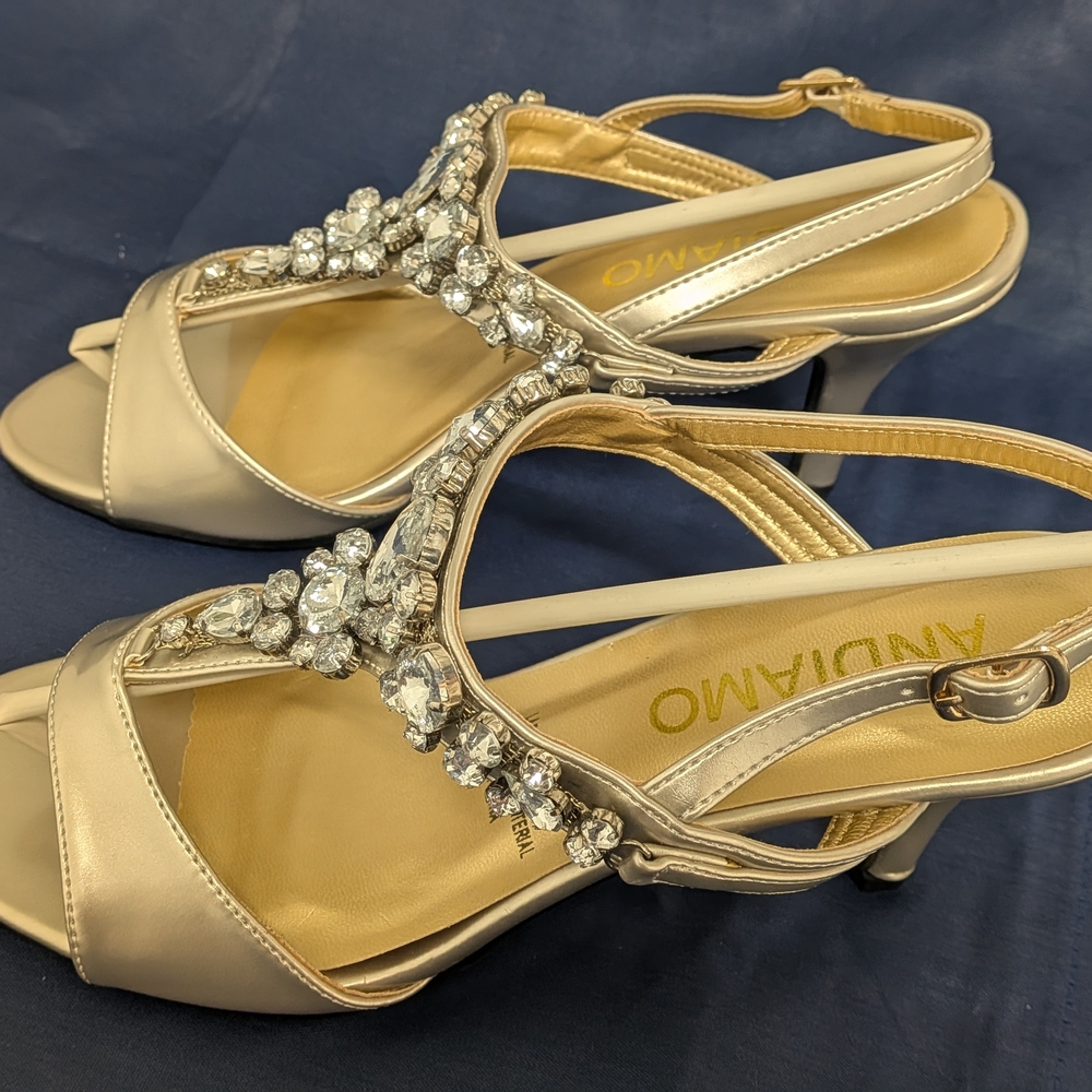 ANDIAMO LaDonna Champagne Rhinestone Embellished Heels/Sandals Size 7.5w
